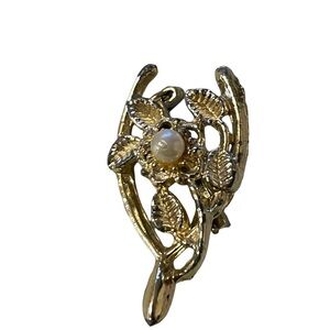 Vintage gold tone Brooch Pin Good Luck Wishbone pearl
